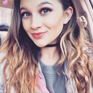 Meet your Posher, Shelbi